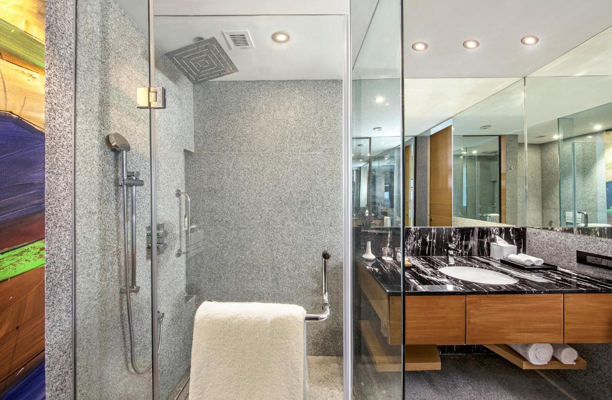 ดับเบิลทรี บาย ฮิลตัน อาห์มีดาบัด Hotel อาเมดาบัด ภายนอก รูปภาพ